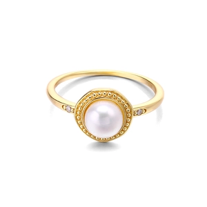 Eleganter Goldring mit Süßwasserperle, Milgrain-Verzierung und kleinen Diamanten