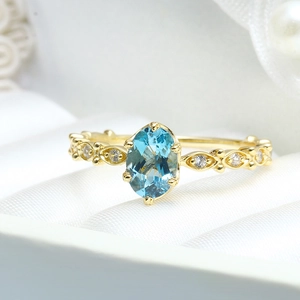 Anello vintage in argento S925 con topazio blu di Londra naturale e finitura dorata