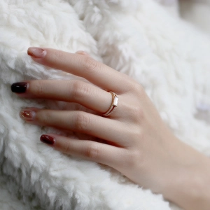 Detail view of gold-plated S925 silver ring with a rectangular smoky quartz stone and diamonds