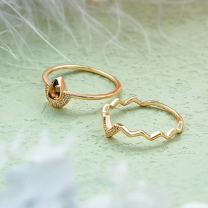 Conjunto de anillos vintage de plata S925 bañados en oro 14k con piedra marrón y circonitas