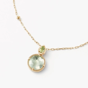 Elegante 14k vergoldete S925 Silberhalskette mit grünen Peridot- und Amethyststeinen
