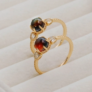 Bagues rétro en argent S925 avec pierre rouge et cristal sur anneau doré torsadé