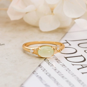 French vintage S925 silver 14K gold plated ring with oval green prehnite stone