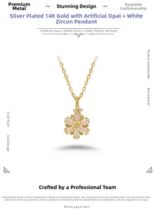 Detailopname van 14K goud vergulde zilveren bloemhanger met synthetische opaal en zirkoon