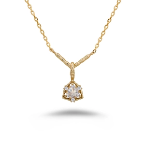 Elegante collana in argento S925 placcato oro 14K con gemma triangolare e piccoli diamanti