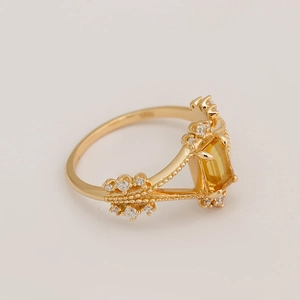 Elegant 14k gold S925 silver ring with emerald cut yellow citrine and pave diamonds