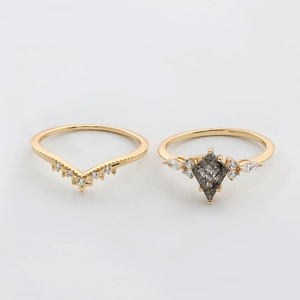S925 Silber Stapelring Set mit Drachenquarz und V-förmigem Ringband in Goldoptik