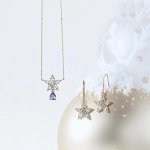 Collana Con Pendente a Campanula in Argento Sterling 925 Placcato Oro 14K Con Zircone Tanzanite e Topazio Bianco