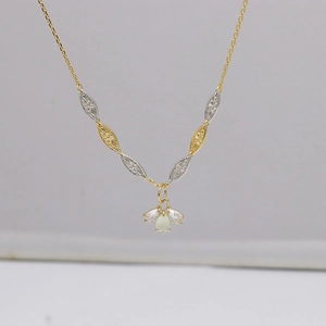 S925 silver two-tone necklace with engraved oval plates and pear-shaped crystal pendant