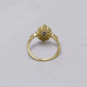 Vintage-Ring aus 14K vergoldetem S925-Silber mit Marquis-Tansanit und Zirkon-Steinen