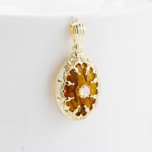Pendentif luxueux en argent 925 doré avec ambre synthétique et pierre d'opale