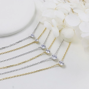Minimalist 925 silver necklace with sparkling solitaire round moissanite pendant
