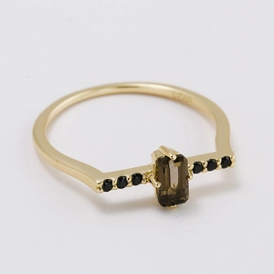S925 silver gold-plated ring with rectangular smoky quartz and black zircon stones