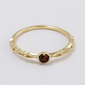 Vintage S925 sterling silver gold plated ring with round red garnet and beaded band