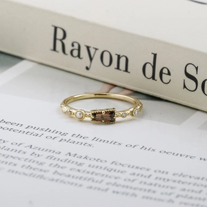 Vintage-Ring aus S925 Silber vergoldet mit braunem Edelstein und kleiner Perle