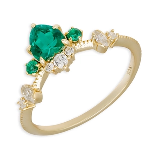 Anillo elegante de plata S925 bañada en oro con esmeralda de corazón y circonitas blancas