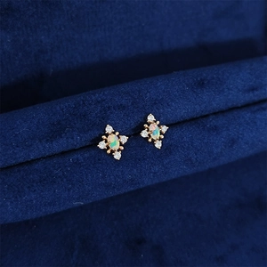Exquisite S925 silver snowflake earring set with oval opal and zircons on blue velvet