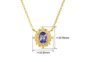 Vue détaillée du collier vintage en tanzanite avec un travail du métal en dentelle évidée