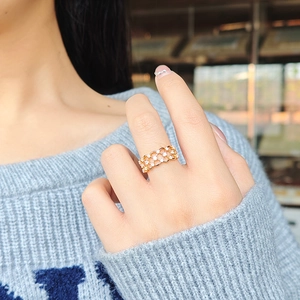 Bague en argent sterling doré dentelle ajourée avec pierres étincelantes pour femme