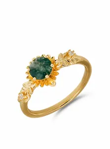 Detail view of S925 silver ring with moss agate stone and white zircon leaf patterns