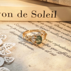 Vintage 925 silver moss agate ring with green oval gemstone and floral carvings