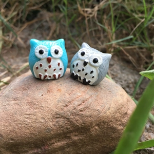 Miniature resin owl figurines in blue and gray for moss micro landscape garden decor