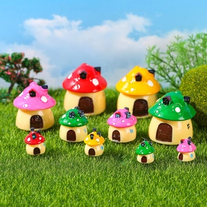 Miniature resin mushroom house set for moss landscapes and succulent pot decoration