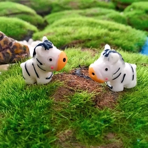 Miniature Zebra Resin Figurine For Micro Landscape Bonsai Decoration Cute Animal Statue For Garden Home Desktop Decor Ornament