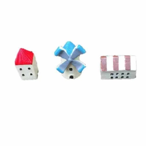 Three-piece set of miniature resin landscape houses and windmill for DIY moss terrariums