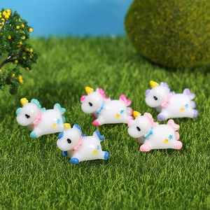 Miniature Resin Unicorn Figurine For Micro Landscape DIY Decoration Cute Cartoon Animal Statue Desktop Ornament Home Decor