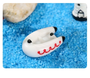 Miniature white rescue boat figurine with red stripes for micro landscape and aquarium decor