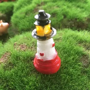 Miniature de phare en résine rouge et blanc, hauteur 3,2 cm pour micro paysage DIY
