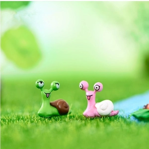 Cute PVC snail micro landscape figurines for moss and succulent DIY garden decor