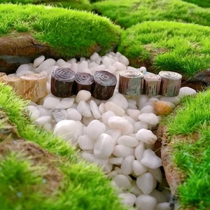 Miniature resin tree stump set for moss landscape and succulent garden decoration