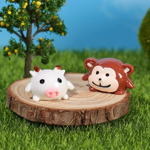 Creative resin mini cow and monkey figurines for micro landscape desktop decoration