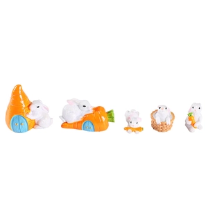 5-piece miniature resin bunny and carrot figures for succulent garden decor