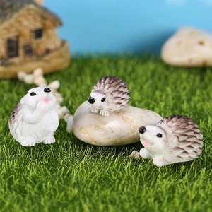 Miniature resin hedgehog 3-piece set for succulent garden decor and micro landscapes