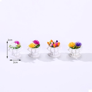 Set di 4 piante in miniatura per casa delle bambole con vasi bianchi e fiori colorati