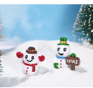 Figuritas de muñecos de nieve en resina con carteles XMAS para decoración navideña