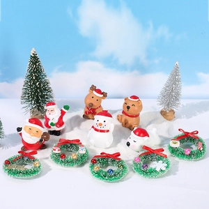 Adornos Miniatura de Micro Paisaje de Navidad Papá Noel Muñeco de Nieve Reno Oso Polar Mini Corona Decoración del Hogar