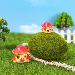 Miniature resin mushroom house decor for micro landscapes and potted plants decoration