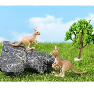 Realistische PVC kangoeroe familie beeldjes voor minituin en succulenten landschappen