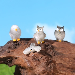 Set di 4 figurine di gufo in resina in miniatura per scrivania e micro paesaggi