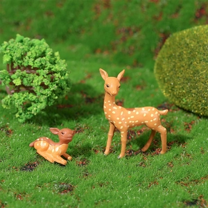 Miniature sika deer family statues for moss landscapes and succulent garden decor
