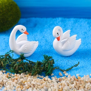 Pair of white swan resin figurines for succulent bonsai and fairy garden scenery decoration