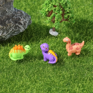 Miniatuur dinosaurusbeeldjes van hars voor micro landschappen in groen, paars en oranje