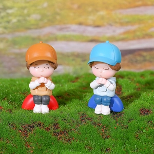 Cute wishing couple resin boy figurines for moss landscape and succulent garden decor