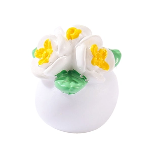 Miniature dollhouse white flower potted plant model for micro landscape decoration