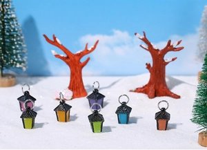 Miniatures lanternes en résine lumineuses colorées pour décor de micro paysage d'hiver