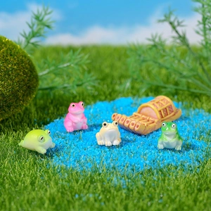 Schattige hars kikkerbeeldjes en miniatuur boot voor vetplant tuin decoratie set